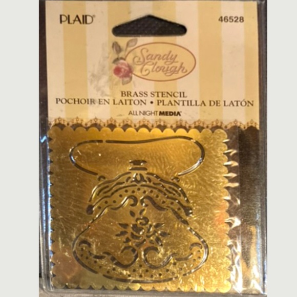 Bell Design Brass 3" x 3" Stencil for Paper Crafting - Plaid Media #46528 - Picture 1 of 3